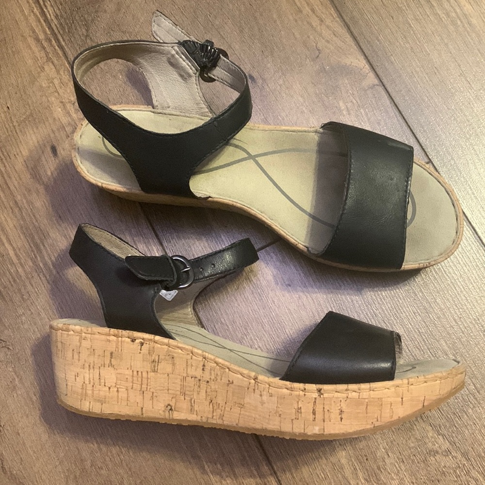 Eddie Bauer Black Wedge Sandals- Sz. 9.5